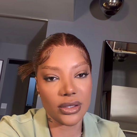 Revoltada, Ludmilla fez um forte desabafo depois que Marcão do Povo afirmou no SBT que foi inocentado em processo de racismo. A cantora acusou desinformação e cobrou responsabilidade da emissora