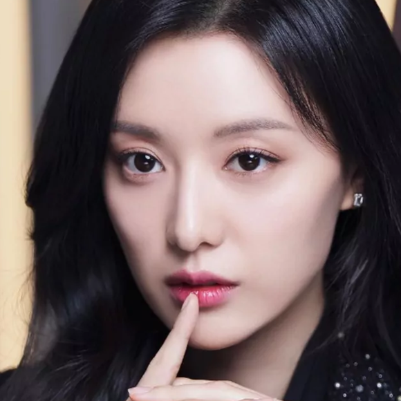 Descubra a revolucionária skip care: essa nova rotina de beleza, vinda diretamente da Coreia, vai te economizar um tempão