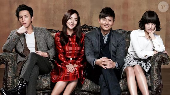 'A Hundred Year Legacy' acompanha a neta de uma matriarca que administra um império de macarrões caseiros em uma história de superação de 50 episódios