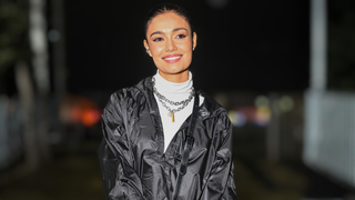 Esqueça as galochas: estes tênis impermeáveis ​​da New Balance são perfeitos até para os dias de chuva no verão