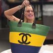 Copa do Mundo no pé: o novo Adidas Brasilcore é o tênis casual elegante, com cara de Samba e Gazelle, que combina com a bolsa Chanel de + R$ 40 mil da Virgínia, mas sem gastar uma fortuna