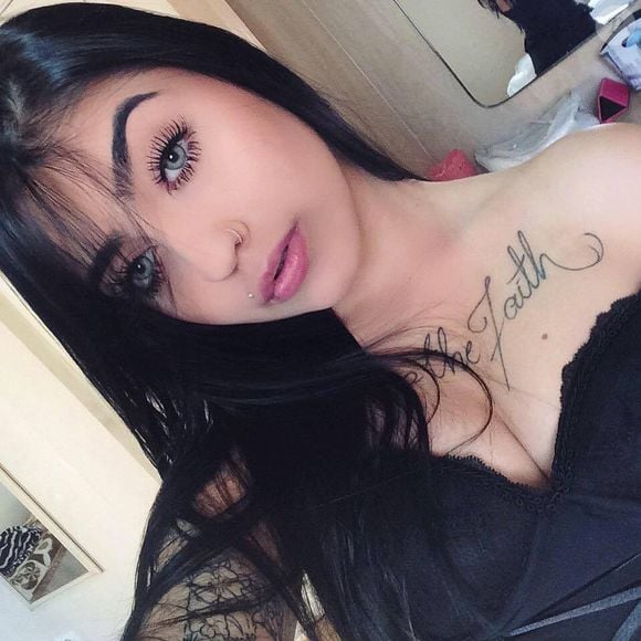 Nome promissor no cenário do funk, não demorou para MC Mirella conquistar muitos fãs