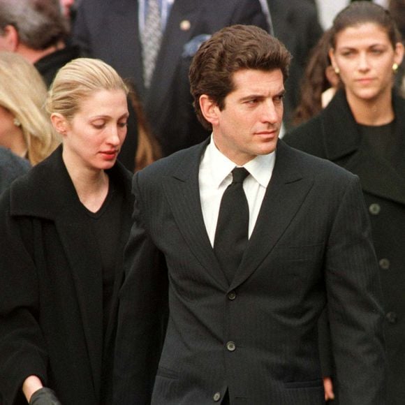Segundo a revista People magazine, casal enfrentava fase delicada marcada por pressão, desencontros e sentimentos intensos