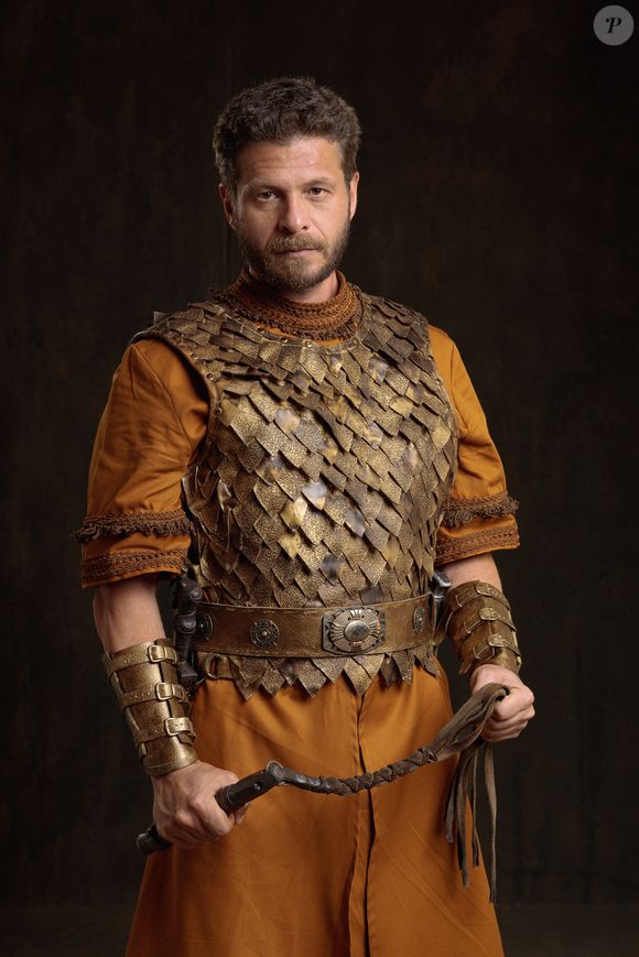 Em novo trabalho na Record, Augusto Zacchi é Himineu na série 'Paulo, o Apóstolo'