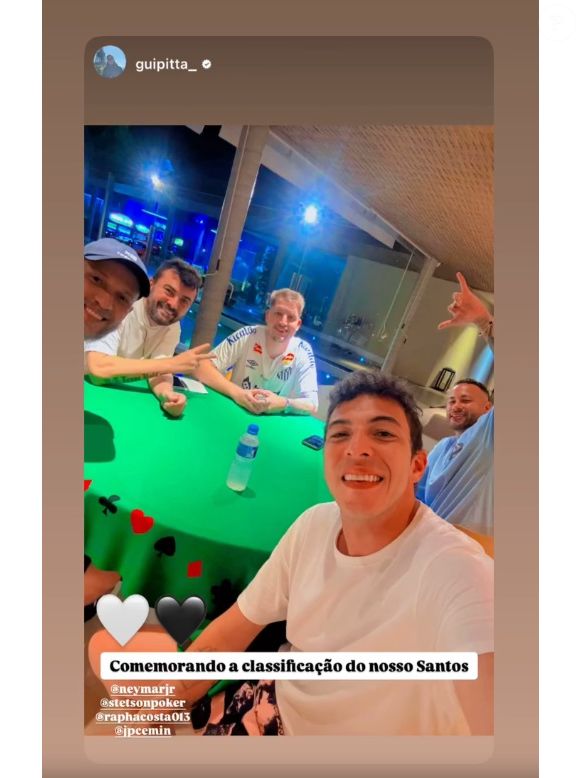 Carnaval 2025 de Neymar teve jogo do Santos: atacante jogou pôquer com amigos na noite de domingo 2 de março de 2025