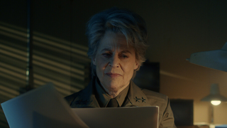 'Stranger Things' com Linda Hamilton no elenco da 5ª temporada: quem a estrela de 'Exterminador do Futuro' interpreta na série da Netflix?