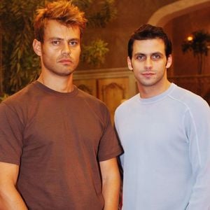 Com o cabelo liso, Carmo Dalla Vecchia esteve em 'Cobras e Lagartos, de 2006