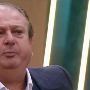 Climão no MasterChef Brasil 2026! Jacquin protagonizou uma das cenas mais comentadas da estreia ao debochar da profissão de uma participante gamer. A situação viralizou nas redes sociais e dividiu opiniões entre fãs do reality culinário da Band