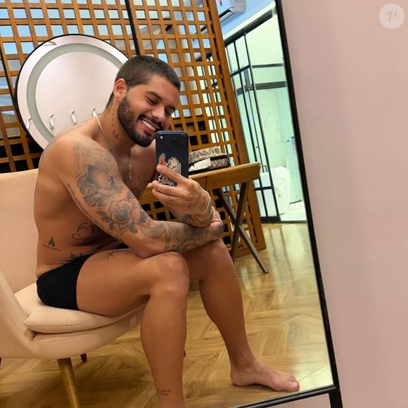 Conforme repercussão nas redes sociais, o término entre Virginia Fonseca e Vini Jr. rapidamente colocou Zé Felipe no centro da história, com milhares de internautas pedindo uma reconciliação da família