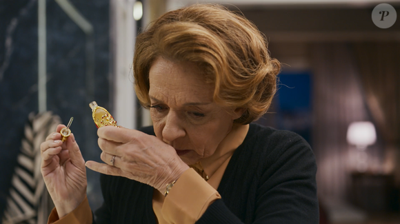 O Hareem Al Sultan Gold combina notas florais, frutadas e amadeiradas que ajudam a explicar seu sucesso entre as admiradoras de perfumes árabes