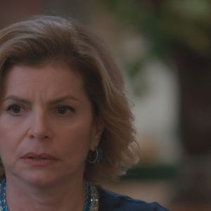 Mas muito antes disso, ela chamou atenção por seu estilo elegante e refinado, que ficou em evidência não só pelos looks do dia a dia mas também pelo perfume usado.