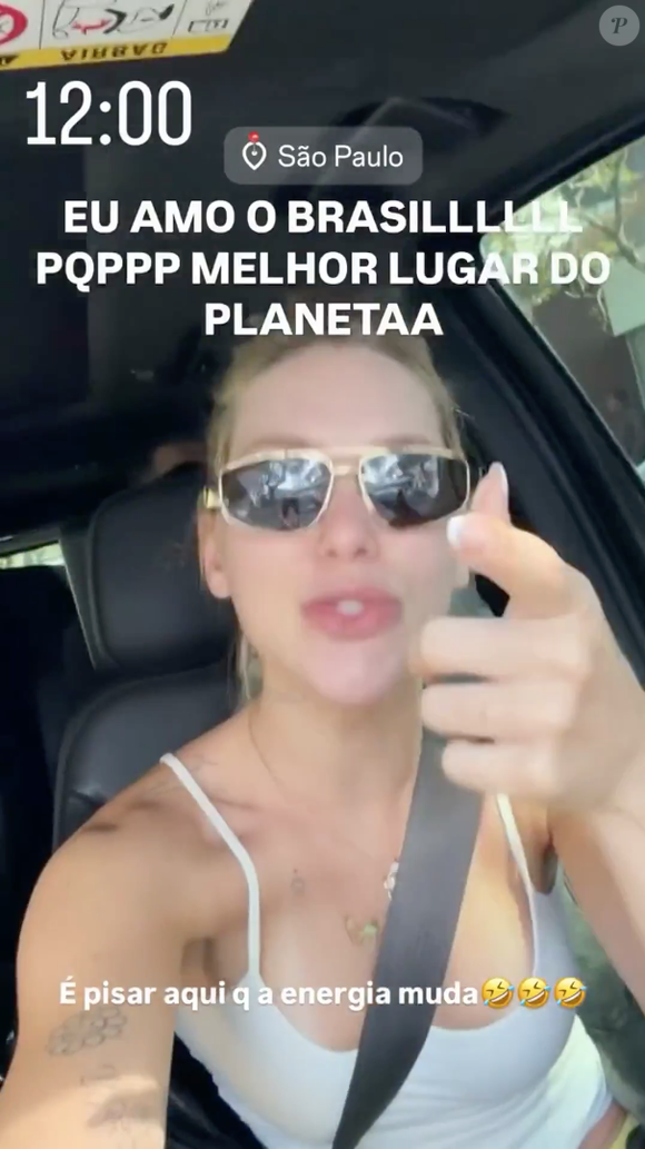 "Eu amo o Brasil! Put* que pariu, melhor lugar do planeta. É pisar aqui que a energia muda", escreveu Virgínia em seus stories