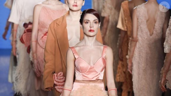 O Met Gala 2026 exibe a peça Corset Anatomia, que traduz a estética e o discurso artístico da coleção Corpo