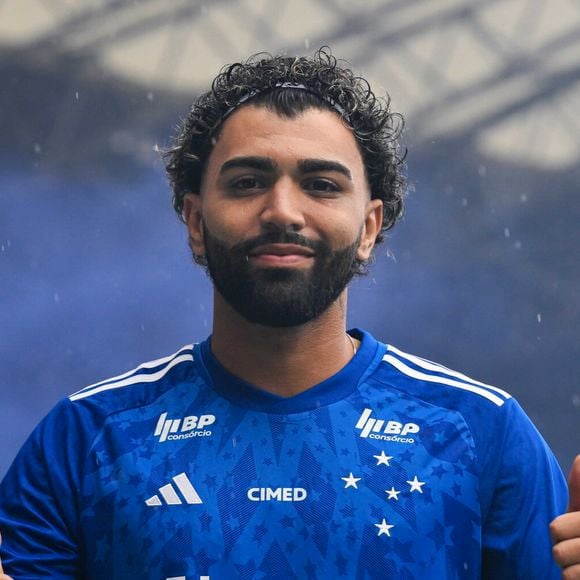 Gabigol diz que a matéria do Portal Leo Dias tem ‘informações distorcidas e completamente falsas’