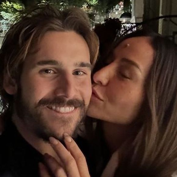 A notícia do possível entre Sabrina Sato e Nicolas Prattes casamento agitou alguns internautas na web.