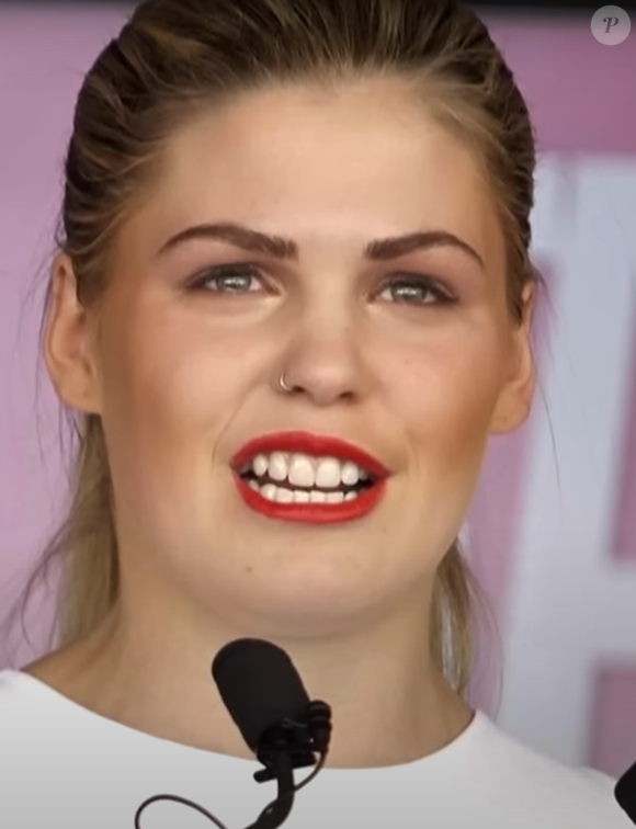 O golpe rendeu a ela contratos milionários, mas também uma condenação na Justiça australiana e uma dívida impagável de mais de 400 mil dólares.