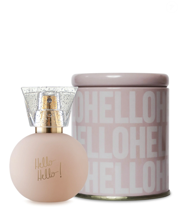Nas notas de topo o Hello Hello Nah Cardoso aparecem frutas secas, tangerina e laranja. O coração traz mel, jasmim, tuberosa, flor de laranjeira e rosa. Já a base combina baunilha, avelã, almíscar, cashmeran e sândalo, resultando em uma fragrância intensa e acolhedora