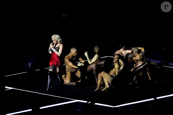 Madonna fez show memorável no Rio de Janeiro com participações de Anitta e Pabllo Vittar, mas não cantou 'Material Girl'