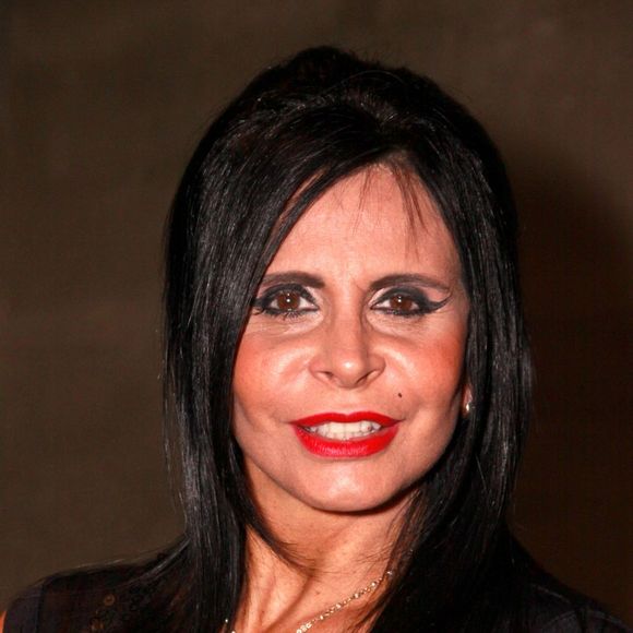 Gretchen, em 2011, ganhou manchetes ao anunciar uma mudança drástica na carreira: ela largaria os palcos para se tornar garçonete nos Estados Unidos