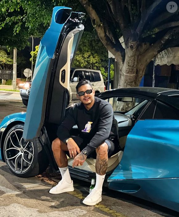 O rapper Hungria foi internado na última quinta-feira (02) sob suspeita de intoxicação por metanol