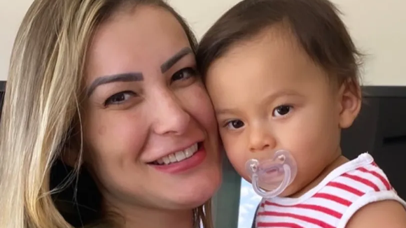 Andressa Urach revela diagnóstico de autismo do filho caçula; descoberta aconteceu após sinais de atraso no desenvolvimento