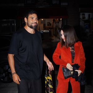 Sandy e Pedro Andrade estão juntos em viagem para Portugal