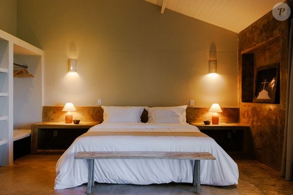 Recém-inaugurado no Quadrado de Trancoso, o Vila Figo reúne apenas oito suítes e aposta em uma experiência de luxo com atendimento personalizado, spa, academia Technogym e restaurante com vista para a Praia dos Nativos