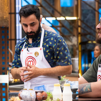 Quem saiu do 'MasterChef Brasil 2026'? Participante criticado por Helena Rizzo escapa da eliminação e vira alvo da web: 'Ele não fez nada'
