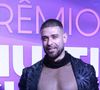 No álbum "Sagrado", Diogo Nogueira fala de samba, mas também do Candomblé, religião seguida por Anitta, Bruno Gagliasso, Regina Casé, MC Cabelinho, Cleo, entre outros.