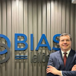 Eduardo Consentino esclareceu detalhes da suspensão do leilão da mansão de Ana Hickmann ao Purepeople