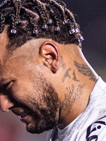 Além do 6x0: partida com derrota histórica do Santos engrossa lista de acusação polêmica contra Neymar