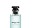 O Imagination, da Louis Vuitton, é uma fragrância que combina âmbar e chá para criar uma composição sofisticada. Segundo a descrição oficial da marca, o perfume leva Ambrox, bergamota da Calábria, gengibre da Nigéria, néroli tunisiano, cedro da Sicília e chá preto chinês. O frasco de 100 ml custa R$ 2.260