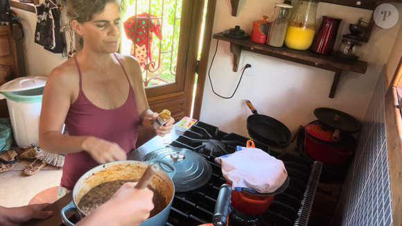 Filósofo estoico, Sêneca deixou uma das reflexões mais marcantes sobre riqueza ao afirmar que a verdadeira grandeza está na forma como usamos aquilo que temos, e não no valor dos bens materiais