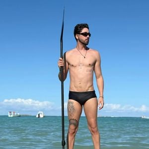 Rico Melquíades também fez harmonização peniana