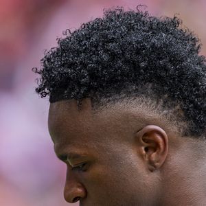 Vini Jr. pediu perdão público a Virgínia Fonseca após ter conversas íntimas com modelos vazadas