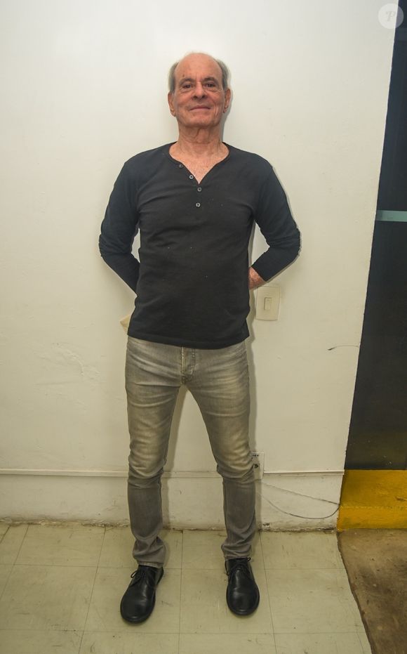 Carnaval 2026: enredo da Imperatriz, Ney Matogrosso admitiu ter tido lições na época da Aeronáutica. 'Conquistar meu espaço, ser mais disciplinado, a me defender'