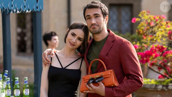 A sexta temporada de 'Emily em Paris' dará continuidade aos acontecimentos vividos por Emily em Roma. Nos episódios mais recentes, a personagem se envolveu romanticamente com Marcello antes de perceber sua forte ligação com Paris