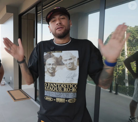 Cotado para defender a seleção brasileira no Mundial de 2026, Neymar Jr. abriu o coração em seu novo vlog no YouTube e relembrou a época em que não podia ter tudo o que desejava porque sua família enfrentava limitações financeiras