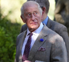 Há 23 anos, Rei Charles III viveu escândalo íntimo com mesmo funcionário citado pelo irmão de Princesa Diana; 'Circulam rumores sobre um suposto contato sexual', dizia manchete de jornal