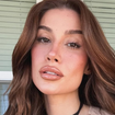 CEO da Boca Rosa Company, Bianca Andrade tem apenas uma dica simples para usar batom: 'Sou viciada em...'