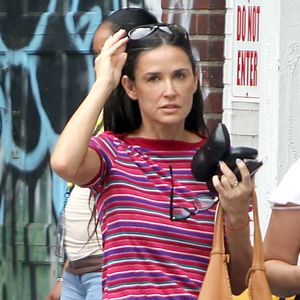 Demi Moore em 2012 nas ruas de Nova York