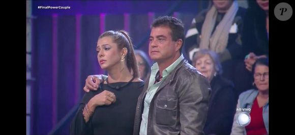 “Você disse que ele estava com vergonha, que ele sabia que a culpa da agressividade dele, de ter tido um episódio agressivo, era dela e não da Carol. Disse que você estava cansada de perder muitas coisas na vida de vocês por conta do descontrole emocional dele. E, nos depoimentos, você falou muito claramente que gostaria de levar o programa nas costas”, afirmou a apresentadora.