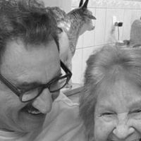 Quem era a mãe de Ratinho que morreu aos 93 anos? Maria Talarico apareceu internada no hospital há 1 mês em vídeo com o apresentador