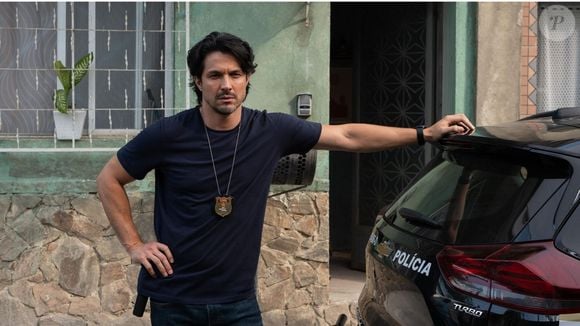 Paulinho (Romulo Estrela) se tornará delegado no fim da novela