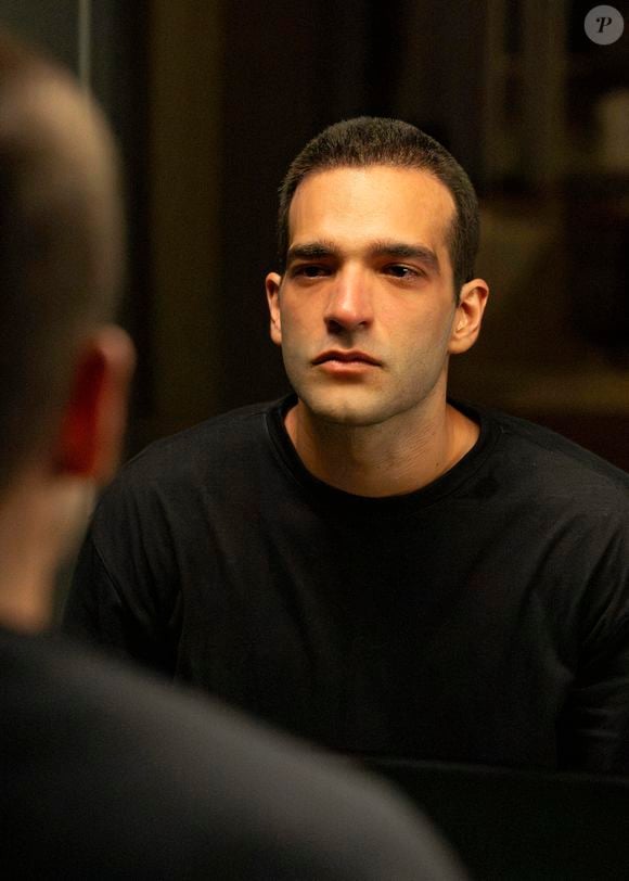 Na novela 'Vale Tudo', Afonso (Humberto Carrão) tem diagnóstico de leucemia após separação de Fátima