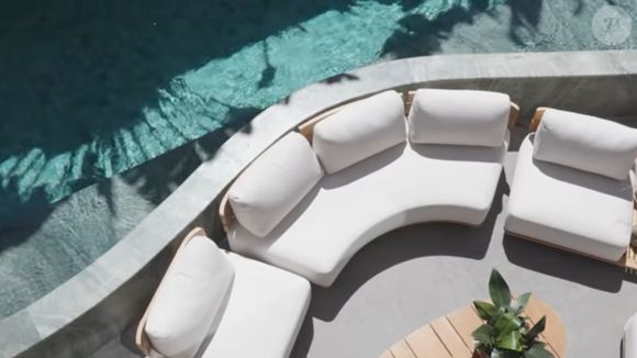 Foto revela detalhe da área de piscina da casa de Ana Castela