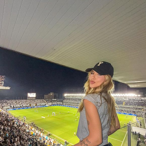 Virgínia Fonseca revelou que tomava um copo de suco pela manhã, almoçava salada com um pouco de arroz com feijão e comia uma barra de cereal