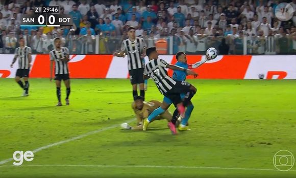 Neymar usou a mão para fazer um gol