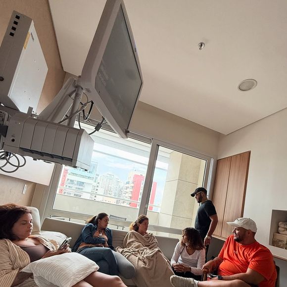 Com câncer há 2 anos, Preta Gil confia na alta hospitalar para breve, mas não há ainda previsão