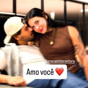 Zé Felipe fez sua primeira declaração de amor pública a Ana Castela